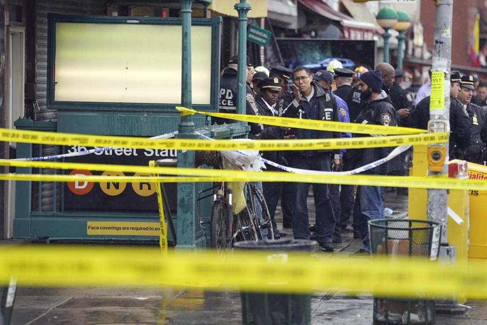 At least 5 people shot at New York subway station